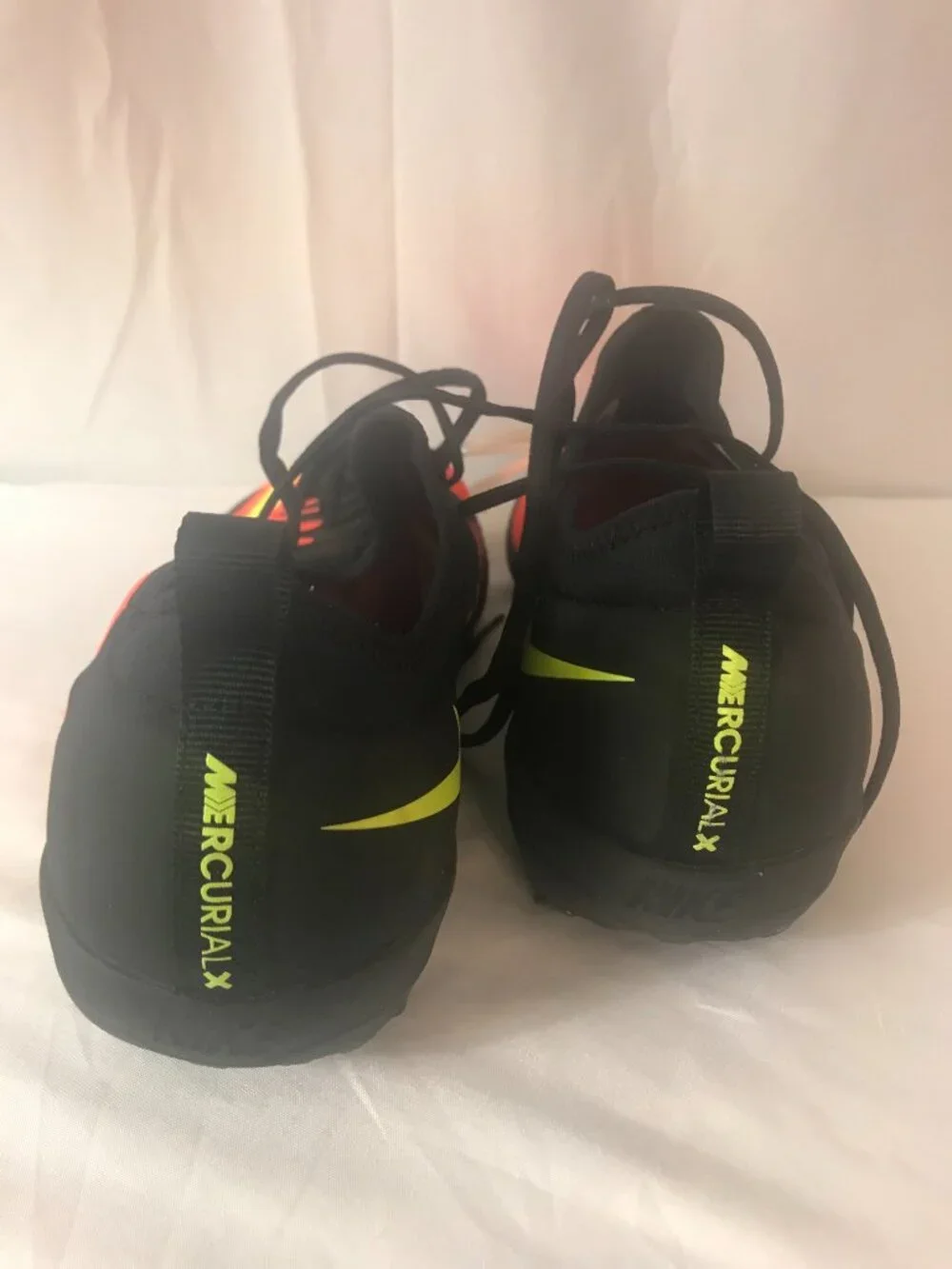 Nike Mercurial X Finale Athletic Sport Cut Indoor Soccer/Football Sneakers